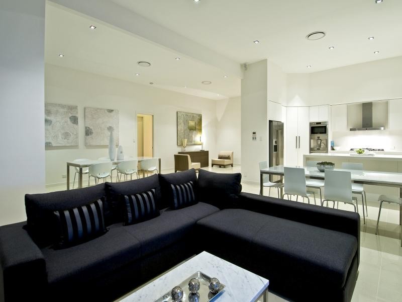 2014 The Boulevard, Benowa QLD 4217