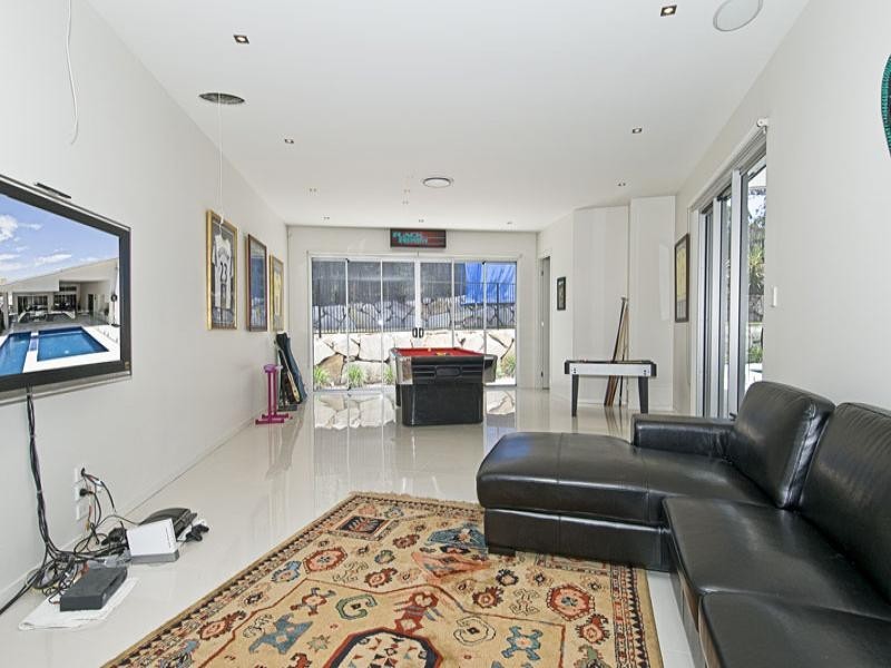 4017 Quayside, Benowa QLD 4217