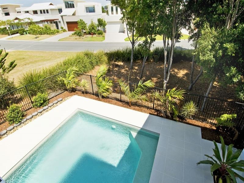 5023A Riverwood Grove, Benowa QLD 4217