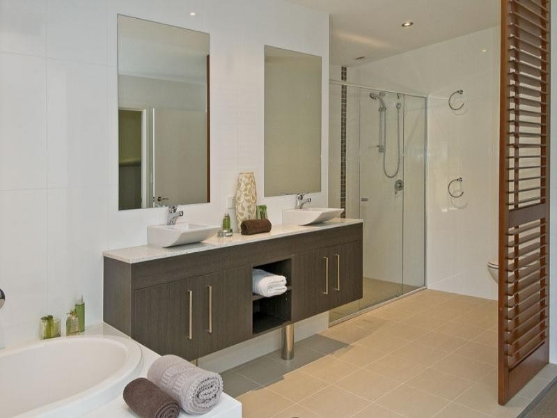 6008A The Boulevard, Benowa QLD 4217