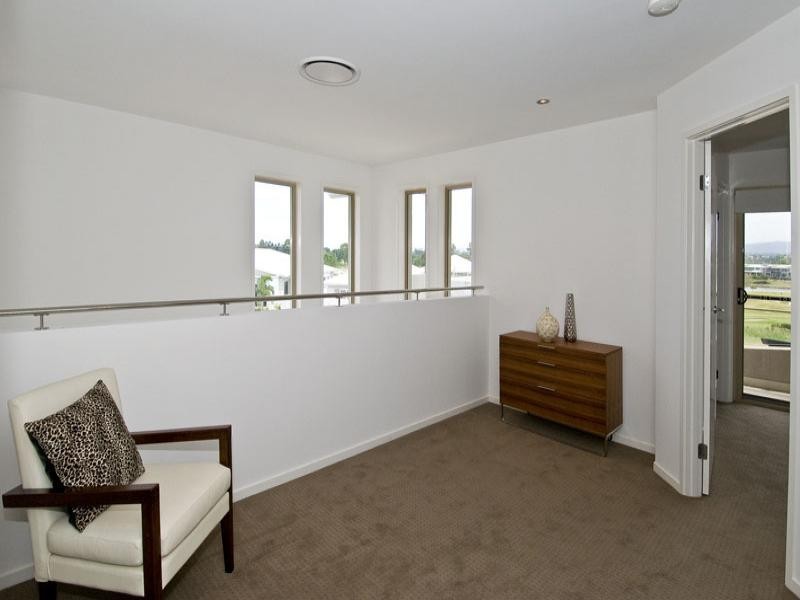 6008A The Boulevard, Benowa QLD 4217