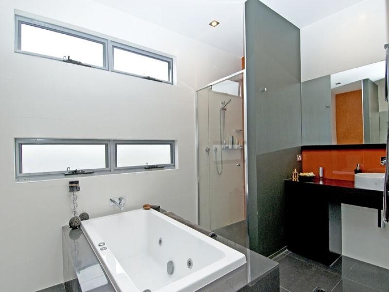 3006/2 Northview Tce, Benowa QLD 4217