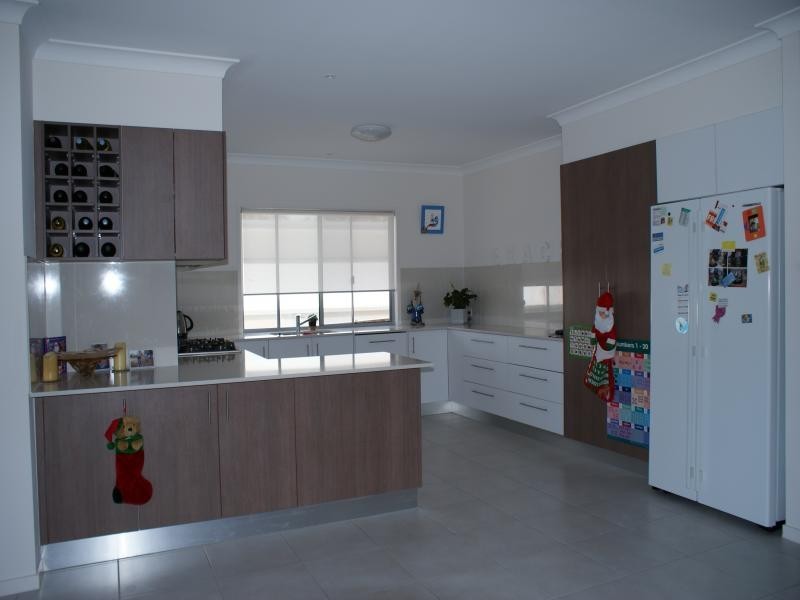 11 Skyburnett Street, Reedy Creek QLD 4227
