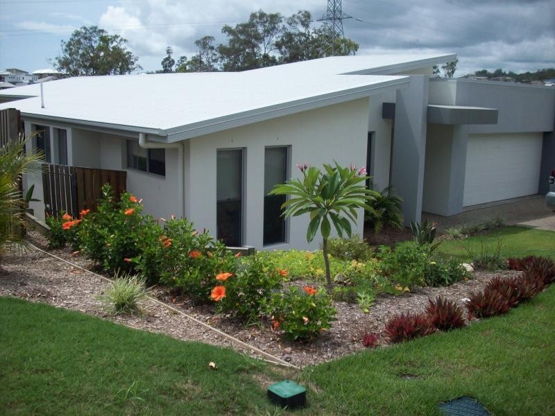 11 Skyburnett Street, Reedy Creek QLD 4227