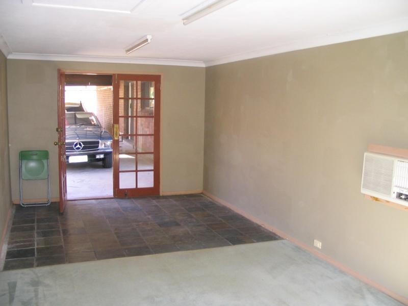 227 Sunshine Blvd, Mermaid Waters QLD 4218