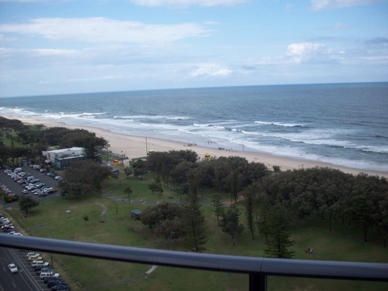173 Old Burleigh Road, Broadbeach QLD 4218