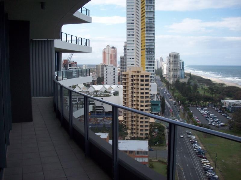 173 Old Burleigh Road, Broadbeach QLD 4218