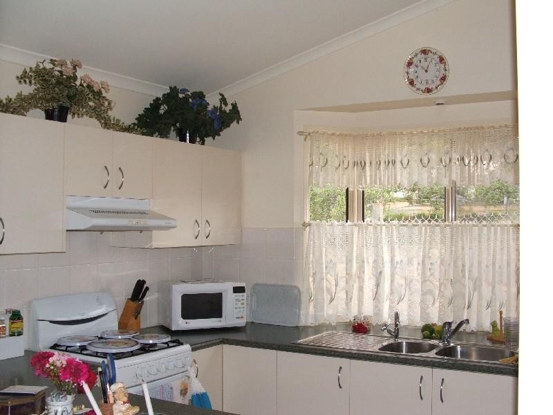 1530 Crows Nest Road, Haden QLD 4353