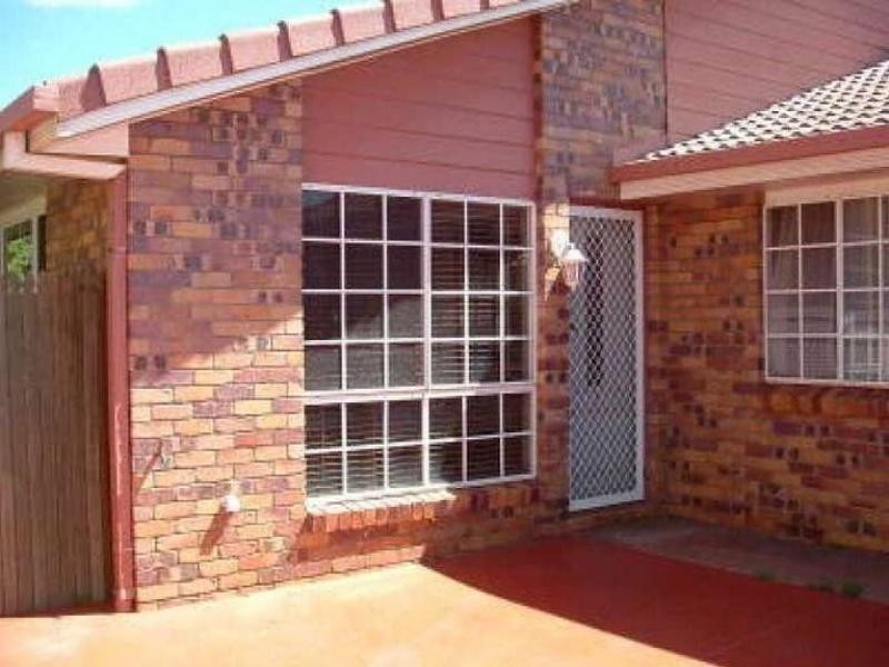 1/6 Beer Court, Kearneys Spring QLD 4350