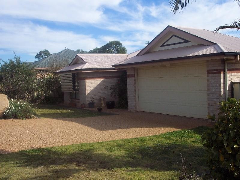 33 Fry Street, Middle Ridge QLD 4350