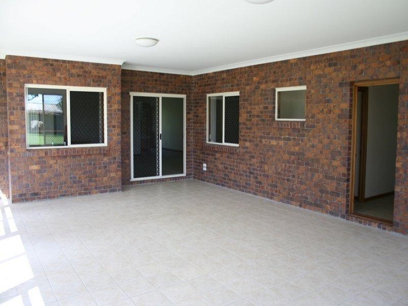 12 Voll Avenue, Oakey QLD 4401