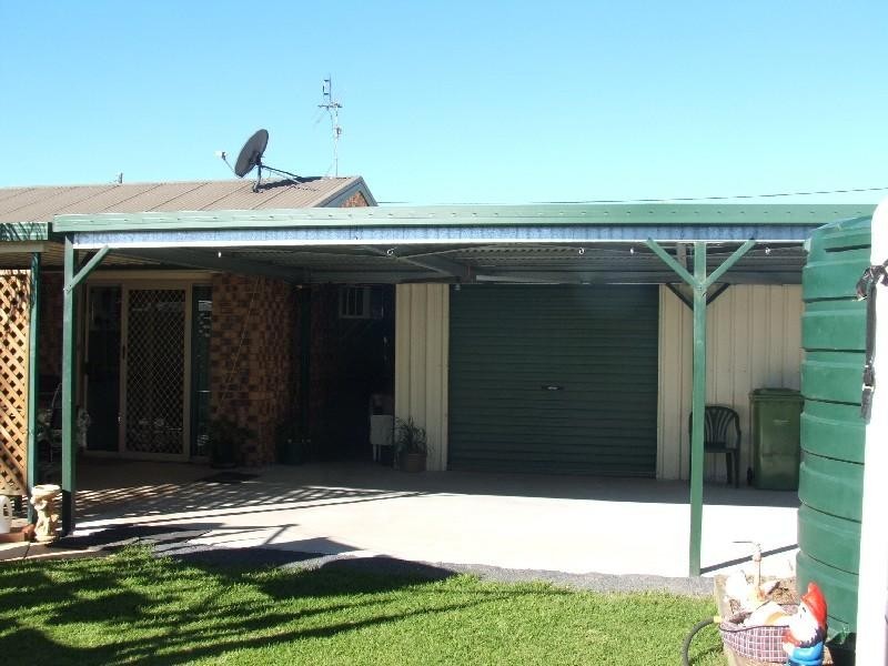 21 Joseph, Oakey QLD 4401
