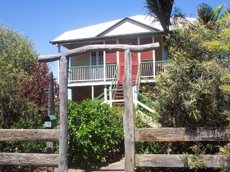 37 Laidley Street, Helidon QLD 4344