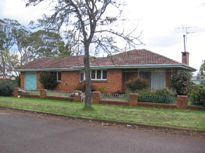 55 Weetwood Street, Newtown QLD 4350