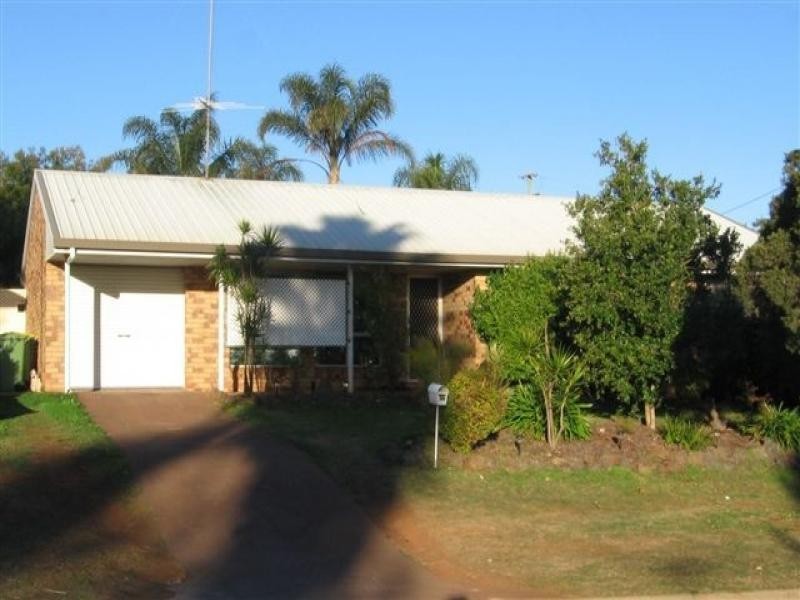 606 Greenwattle Street, Newtown QLD 4350