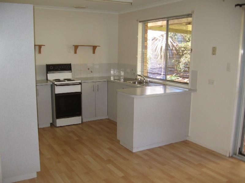 606 Greenwattle Street, Newtown QLD 4350