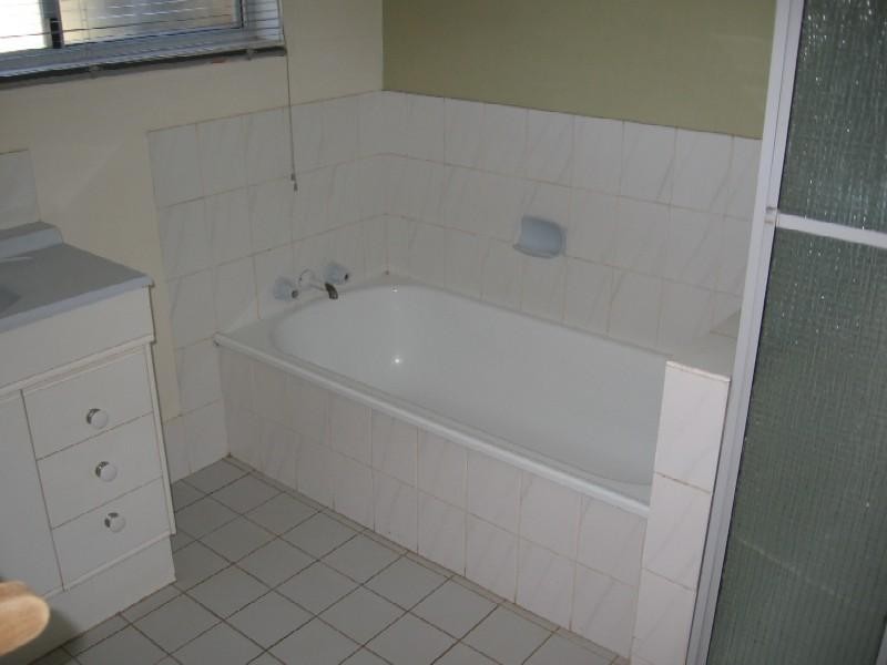 606 Greenwattle Street, Newtown QLD 4350