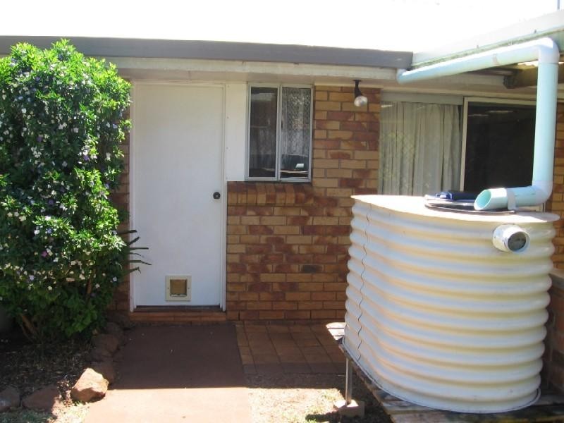 606 Greenwattle Street, Newtown QLD 4350