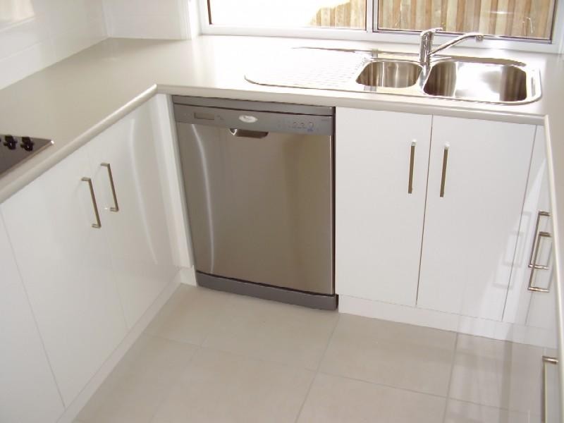 3/4A Rose Street, Wilsonton QLD 4350