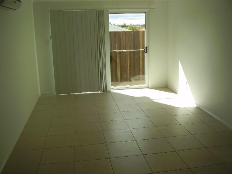 3/4A Rose Street, Wilsonton QLD 4350