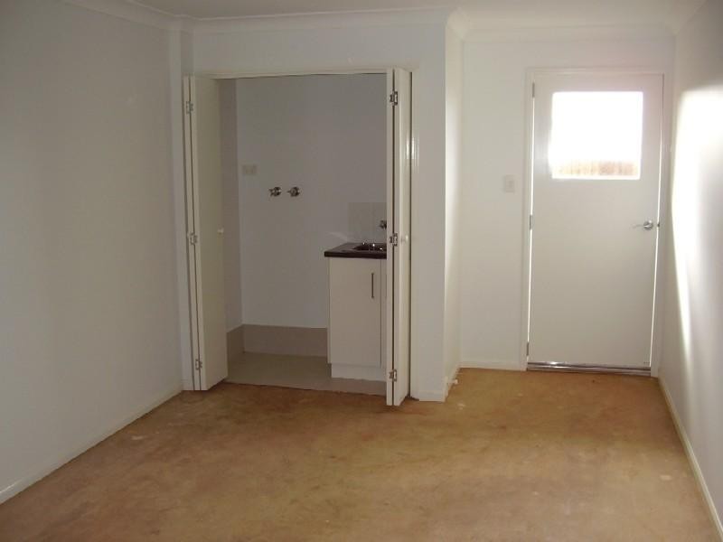 3/4A Rose Street, Wilsonton QLD 4350