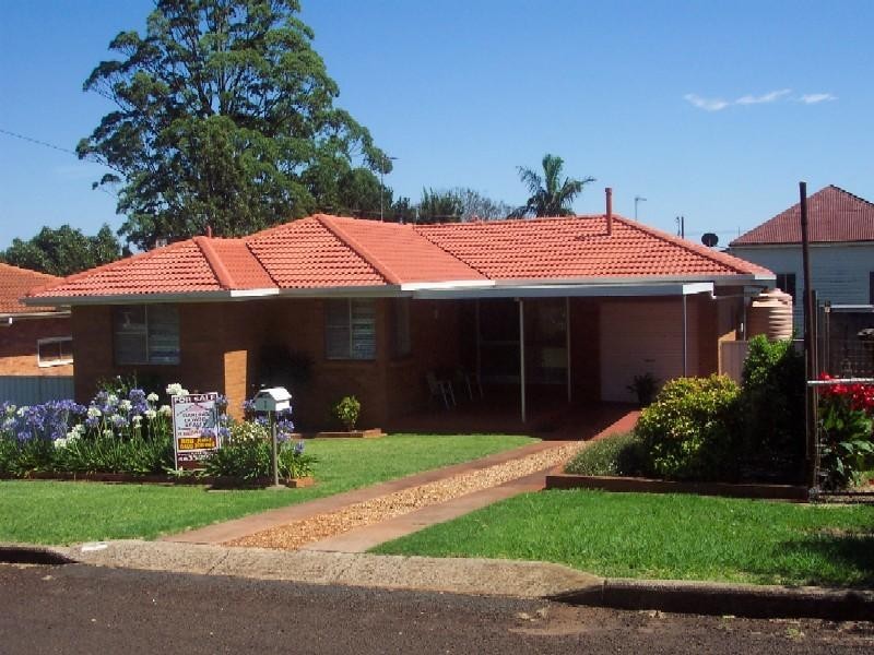 1 Perkins Street, South Toowoomba QLD 4350
