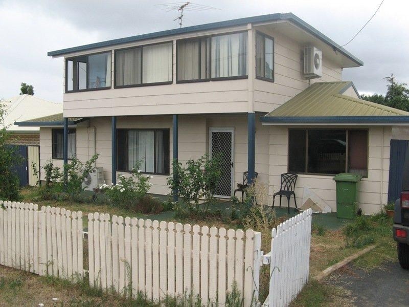 22 Aruma Drive, Oakey QLD 4401