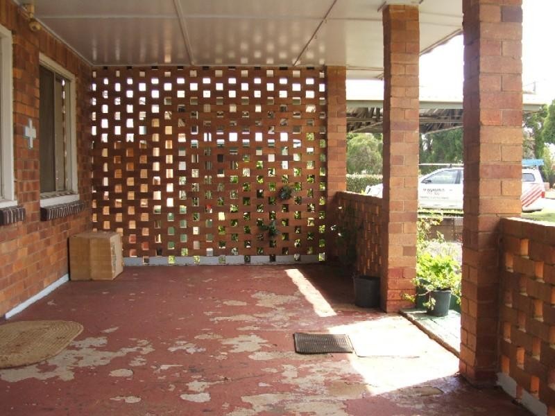 13 Ellis Street, Wilsonton QLD 4350