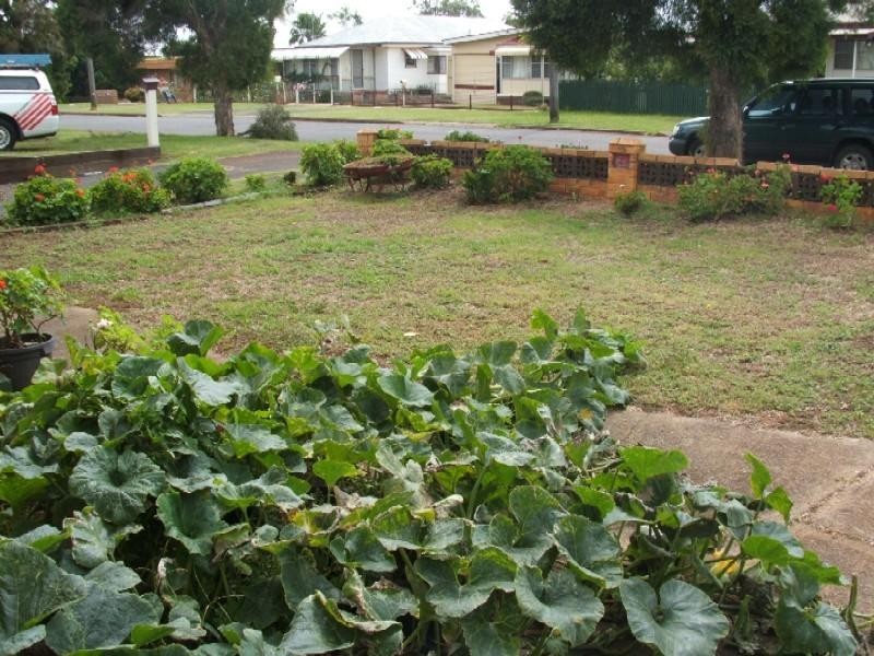 13 Ellis Street, Wilsonton QLD 4350