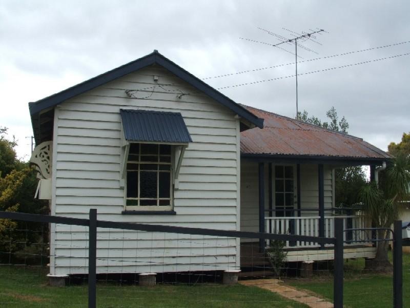 5 Ivory Street, North Toowoomba QLD 4350