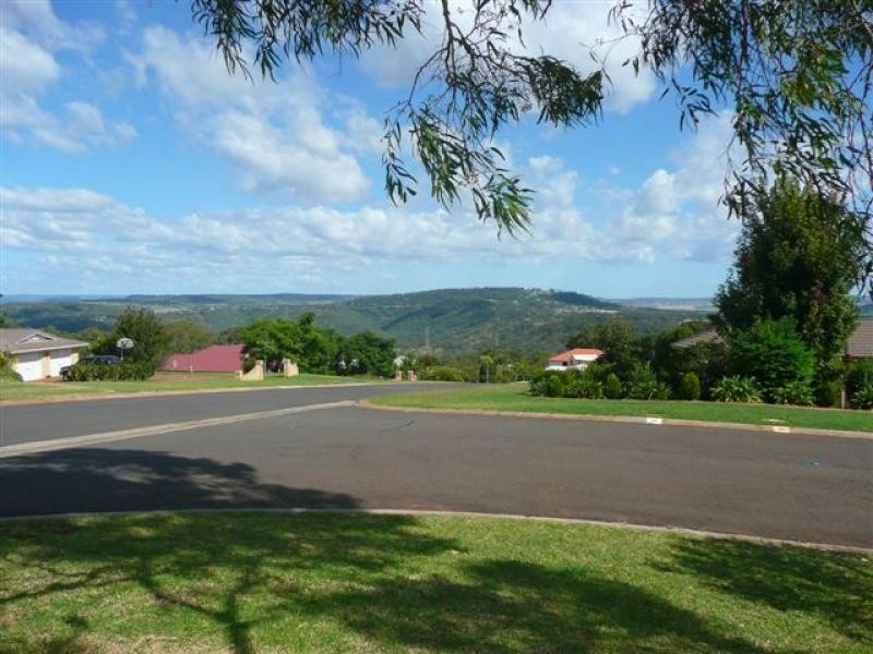 7 Trafalgar Street, Middle Ridge QLD 4350