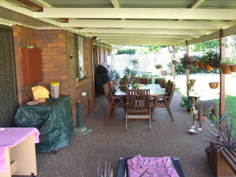 1 Unwin Drive, Highfields QLD 4352