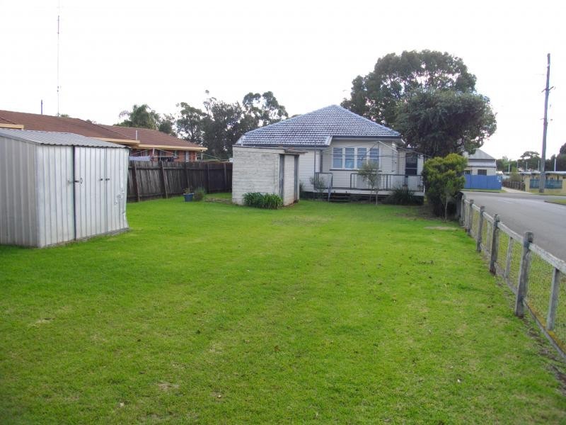 24 Ascot Street, Newtown QLD 4350