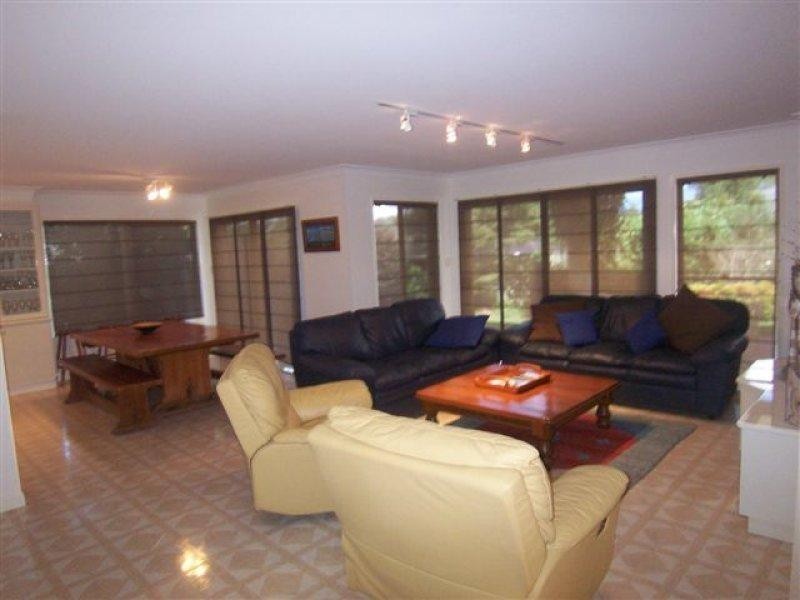 12 Fletcher Street, East Toowoomba QLD 4350