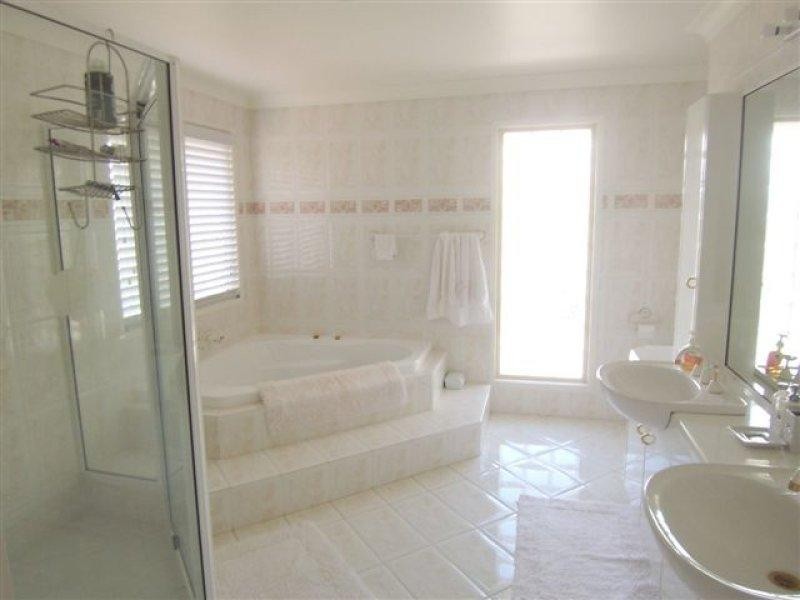 12 Fletcher Street, East Toowoomba QLD 4350