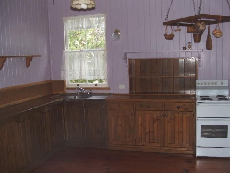 21 Albert Street, Newtown QLD 4350