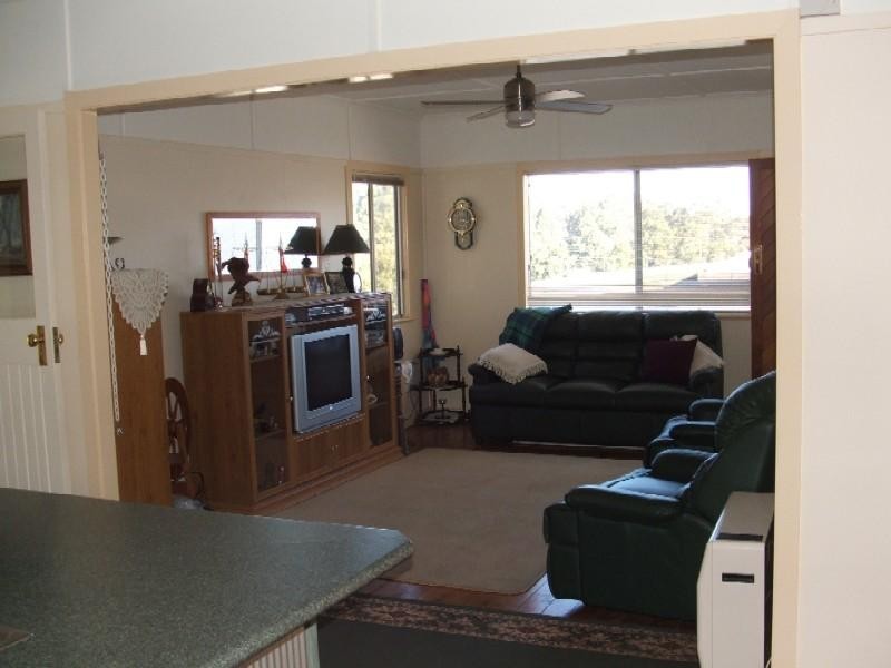 36 Dwyer Street, Harlaxton QLD 4350