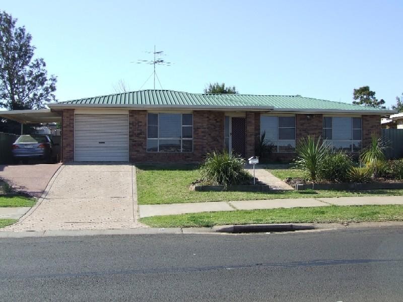 157 Glenvale Road, Glenvale QLD 4350