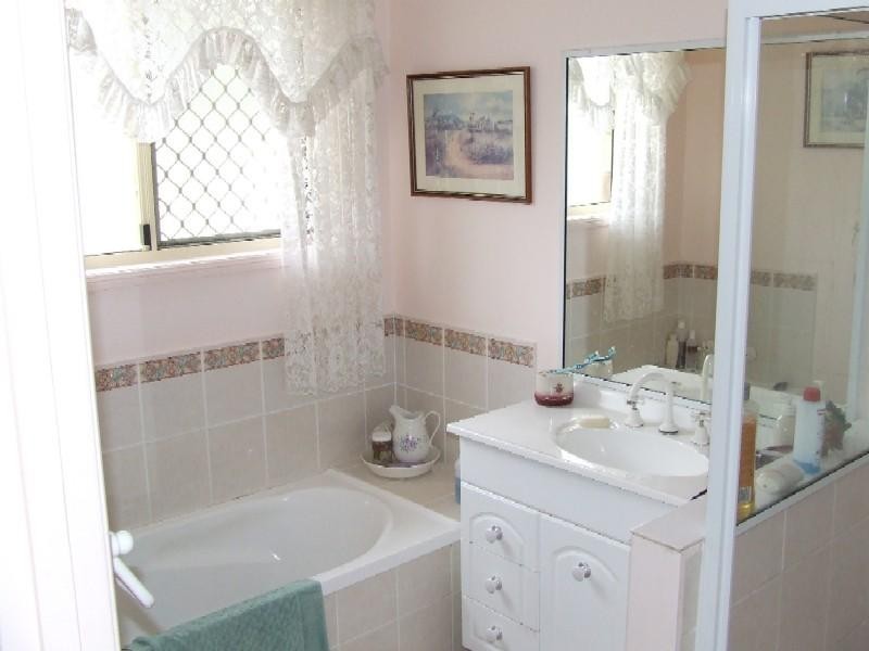 154 Huntingdale Crescent, Placid Hills QLD 4343