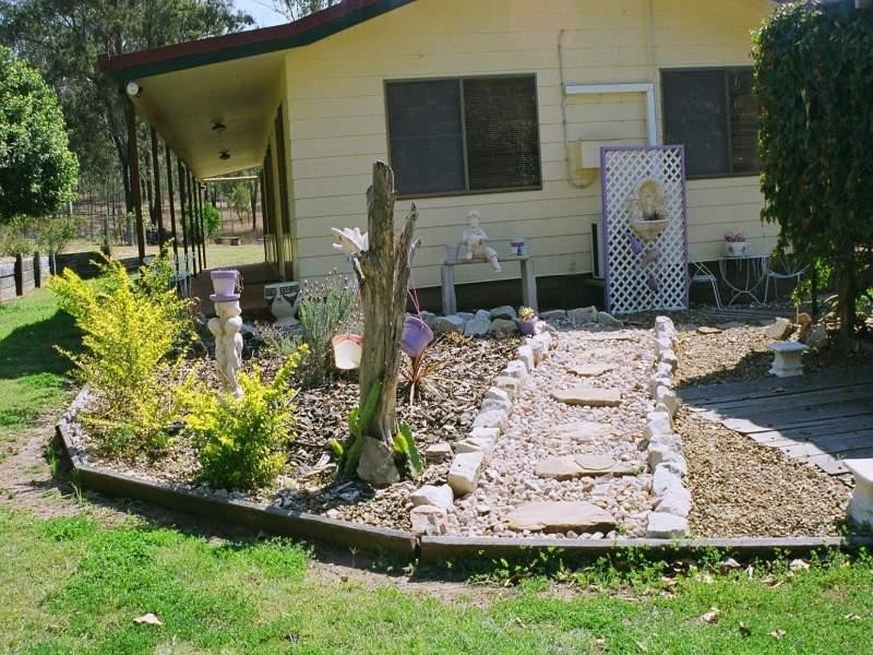 80 Penderests Road, Murphys Creek QLD 4352