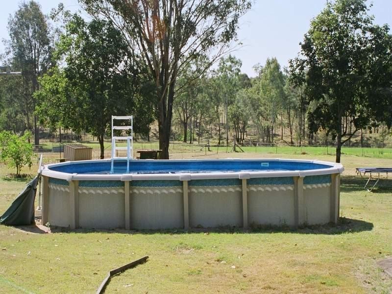 80 Penderests Road, Murphys Creek QLD 4352