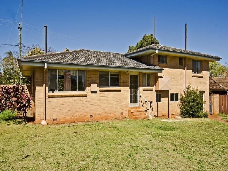 69 South Street, Toowoomba QLD 4350