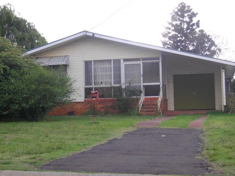 25 Vanity Street, North Toowoomba QLD 4350