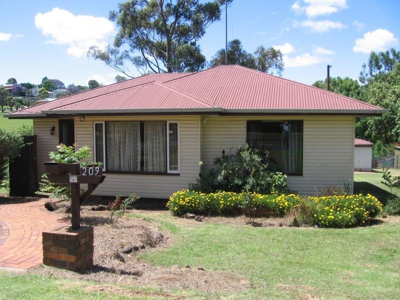 209 Jellicoe, North Toowoomba QLD 4350