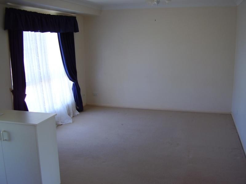 Kearneys Spring QLD 4350