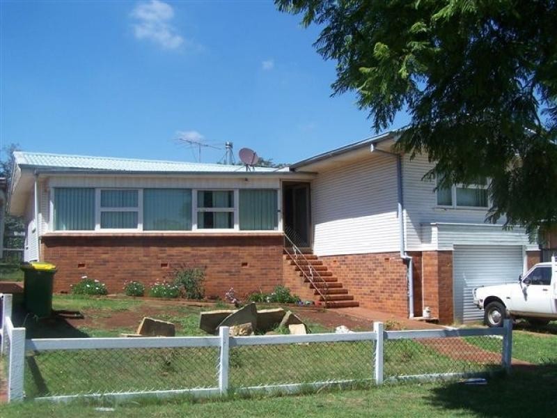 66 Dunne Street, Toowoomba QLD 4350