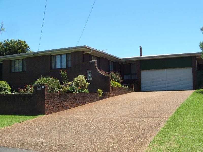 17 Mott Crescent, Toowoomba QLD 4350