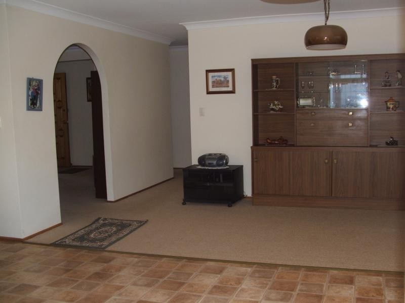 17 Mott Crescent, Toowoomba QLD 4350