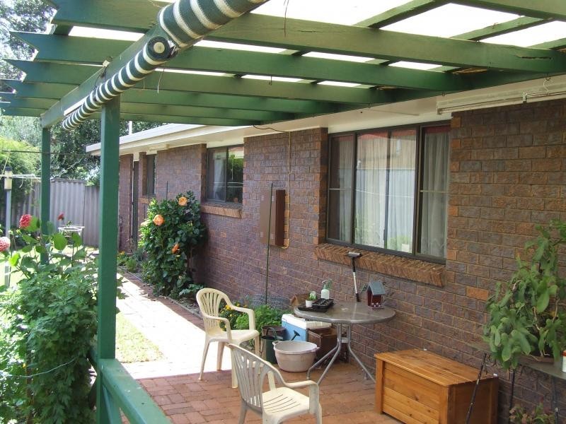 17 Mott Crescent, Toowoomba QLD 4350