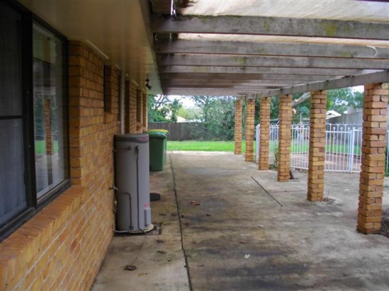 5 Solero Court, Wilsonton QLD 4350